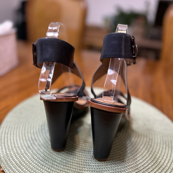 Calvin Klein Black and Tan Sandals - Picture 6 of 11